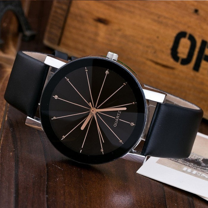 Analog Boy's Watch With Black Leather Strap And Star Dial