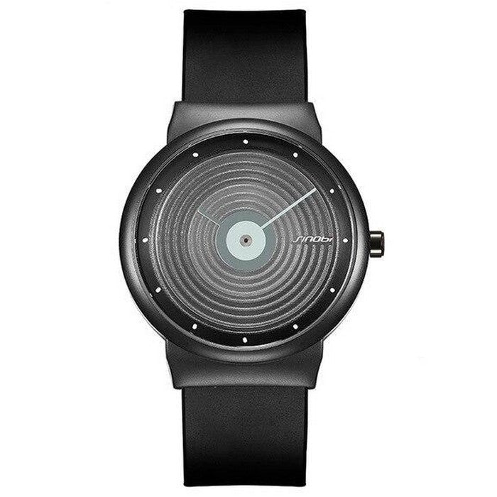 Analog Boy's Watch With Concentric Circles And Leather Strap