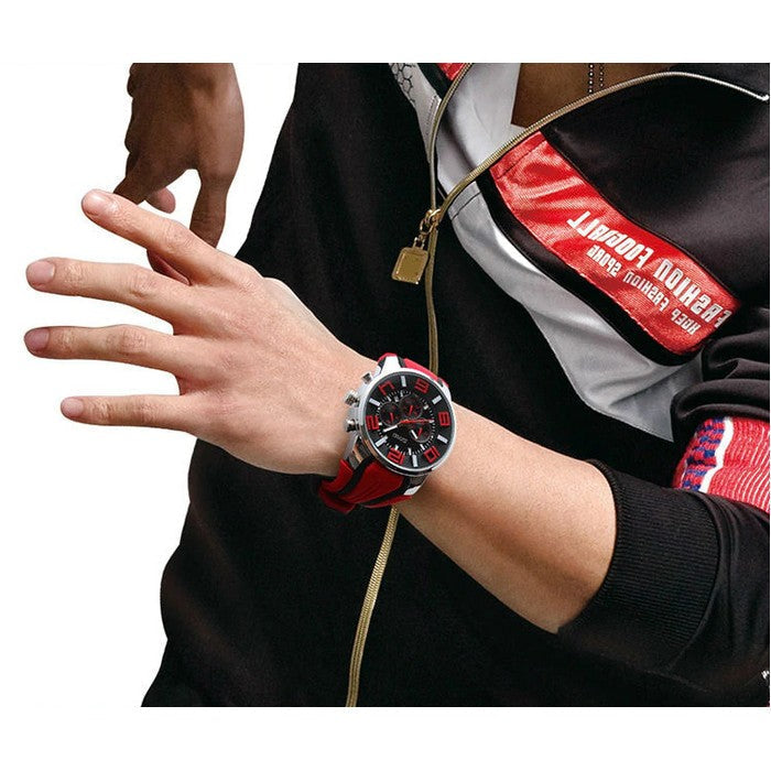 Analog Boy's Watch With Silicone Strap And Red Dial