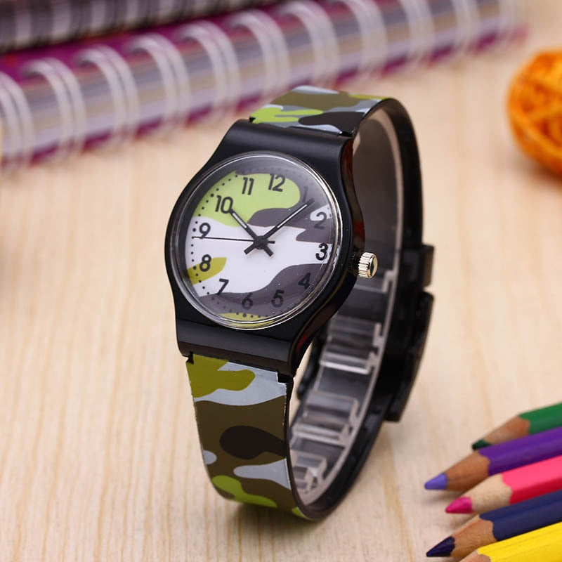 Analog Green Camouflage Boy's Watch With Silicone Strap