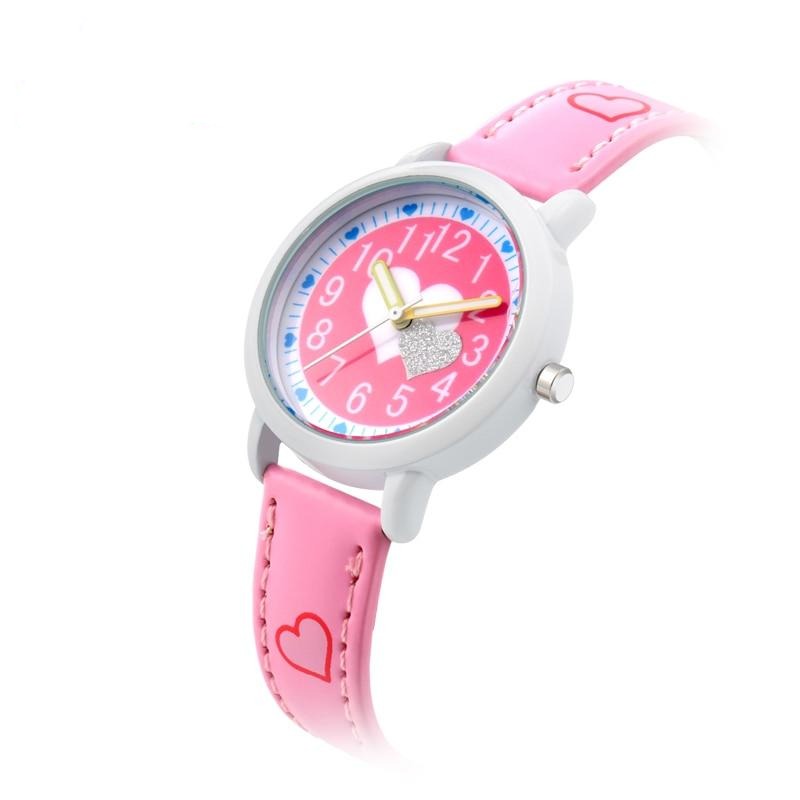 Analog Girl's Watch With Hearts Dial