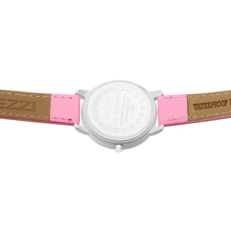 Analog Girl's Watch With Hearts Dial